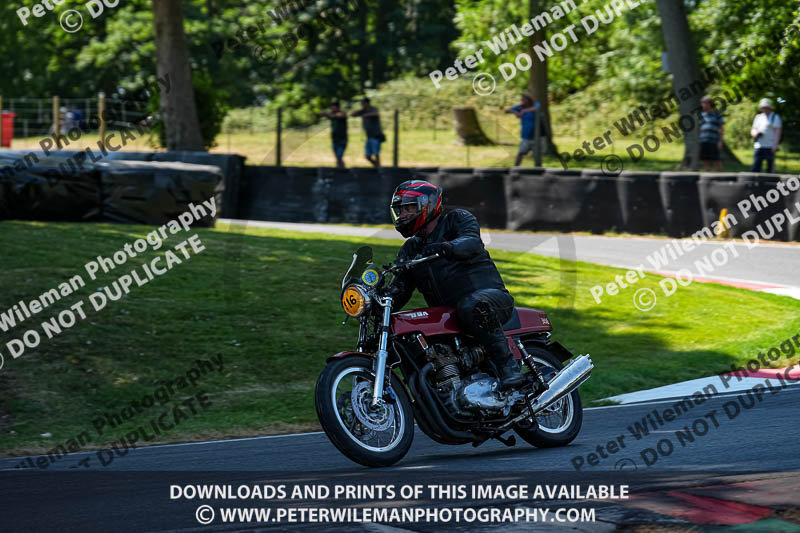 cadwell park;cadwell park photographs;cadwell trackday photographs;enduro digital images;event digital images;eventdigitalimages;peter wileman photography;racing digital images;trackday digital images;trackday photos